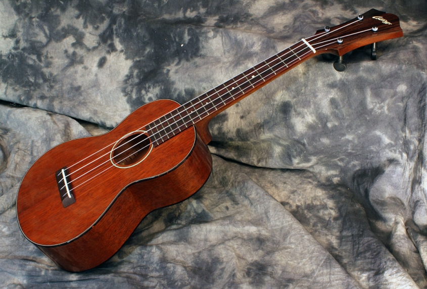 collings_uc2_side_1