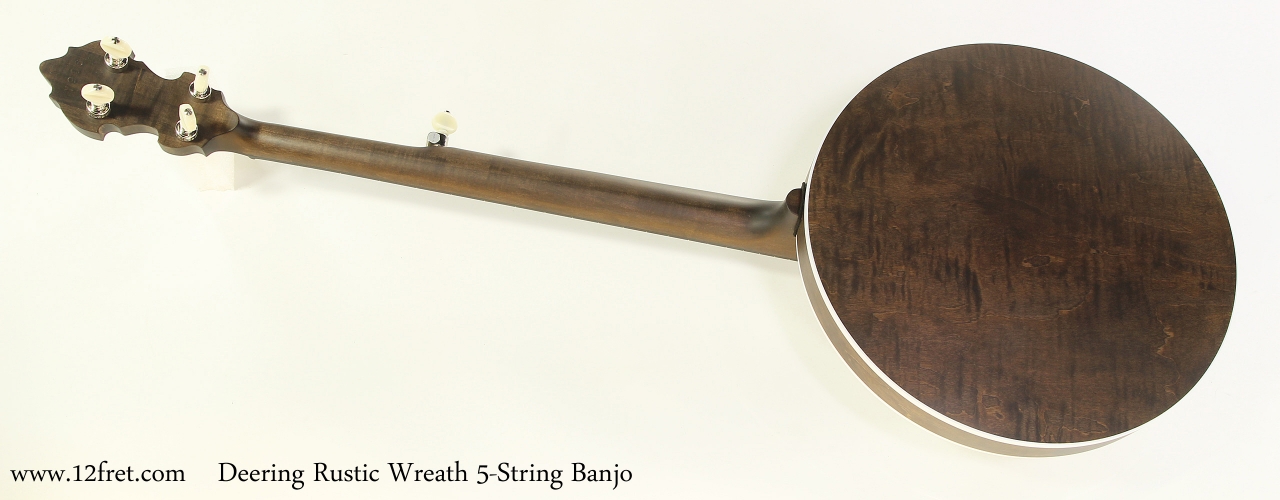Deering rustic outlet wreath banjo