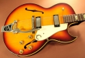 epiphone-sorrento-1966-top-1