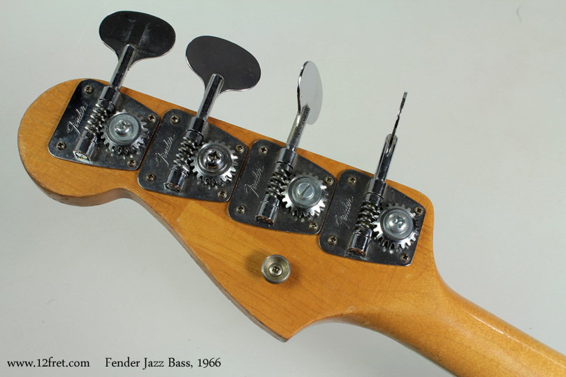 Fender Jazz Bass 1966 head rear
