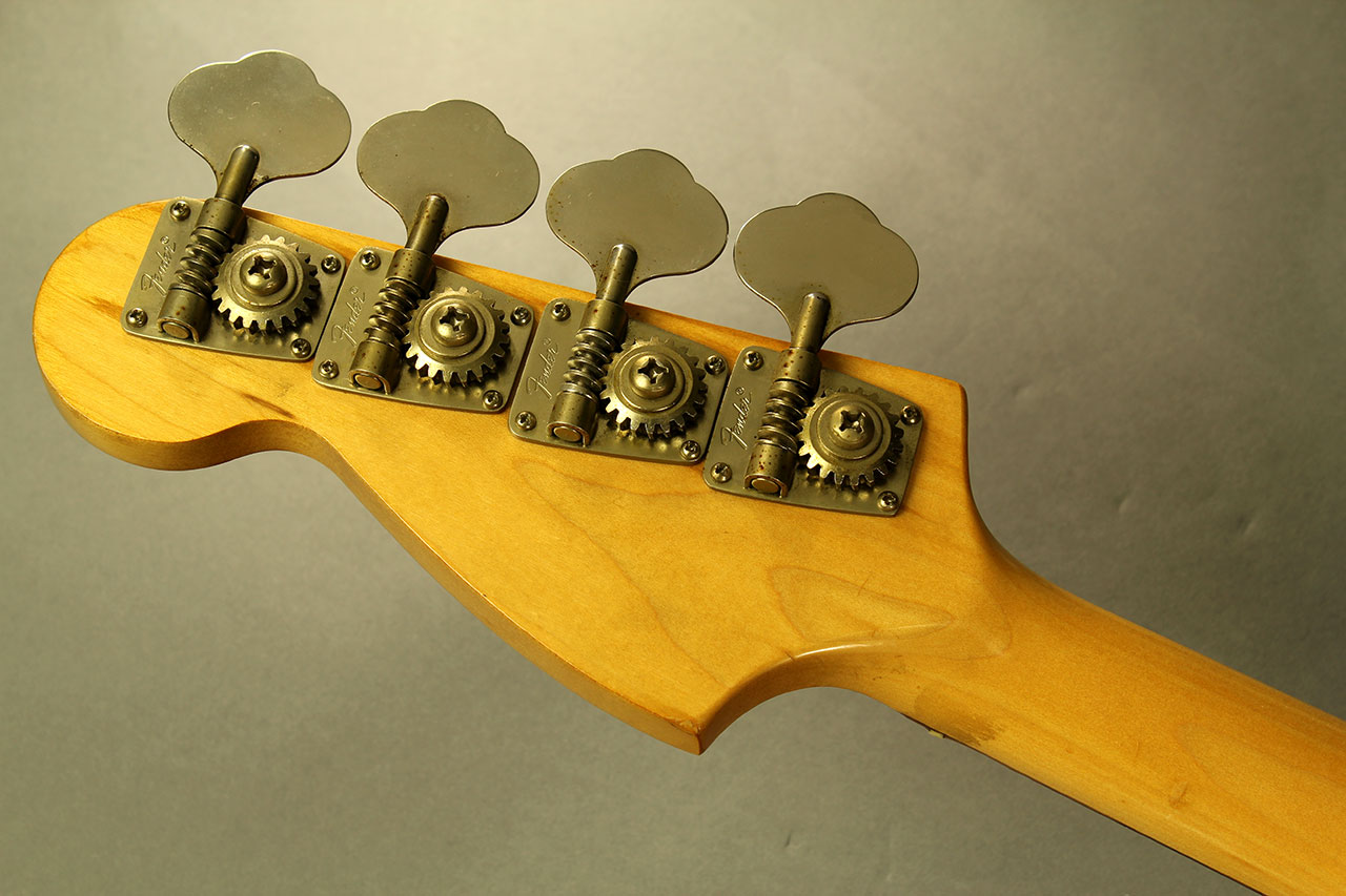 Fender-mustang-bass-1974-cons-head-rear-1