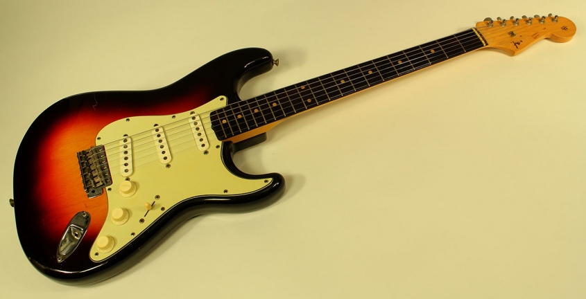 Fender-strat-1961-cons-full-2