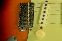 Fender-strat-1961-cons-bridge-1