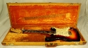 Fender-strat-1961-cons-in-case-1