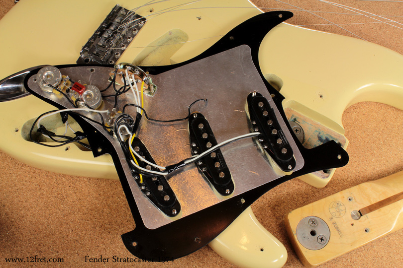 Fender Strat 1974 Refinished wiring