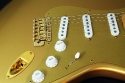 Fender_strat_gold_LTD_1989_controls_1