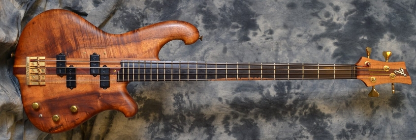 Furlinetto_Koa 4 String_1981(C)