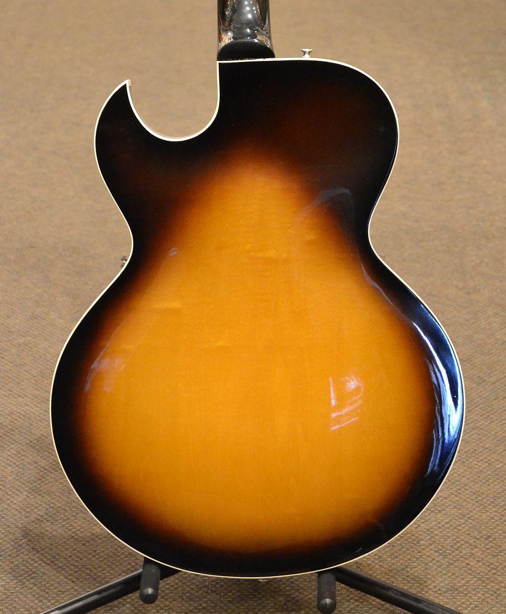 Gibson_ES-135_2002C_back-detail
