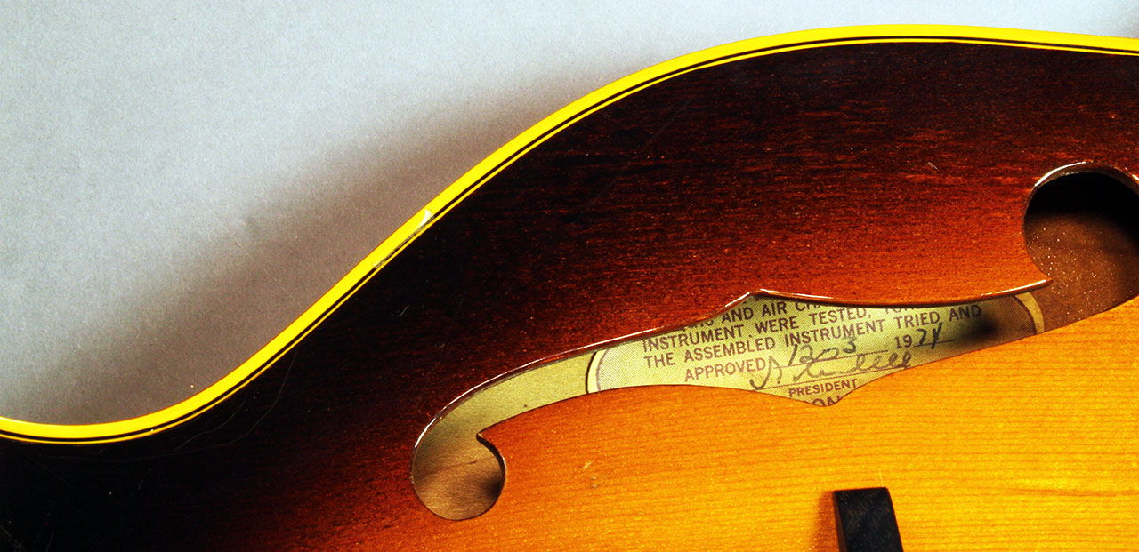 Gibson_F5_mandolin_74_cons_label_2