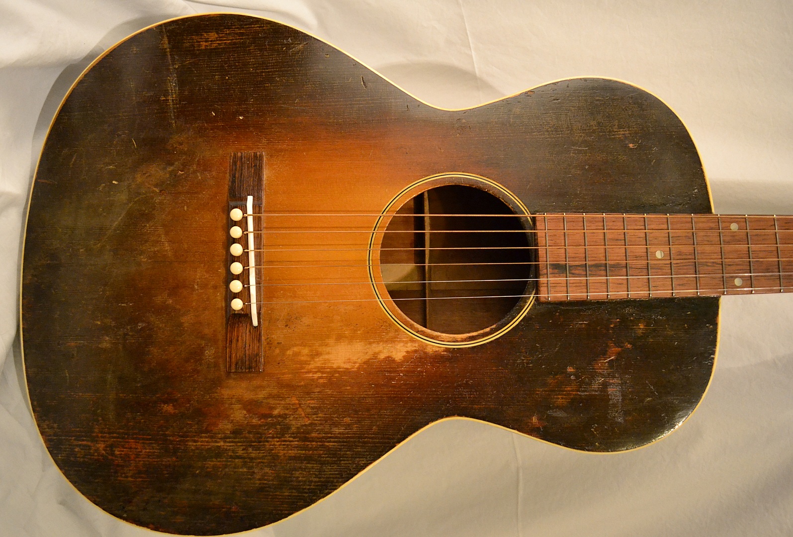 Gibson_L-1_1931(C)_Top