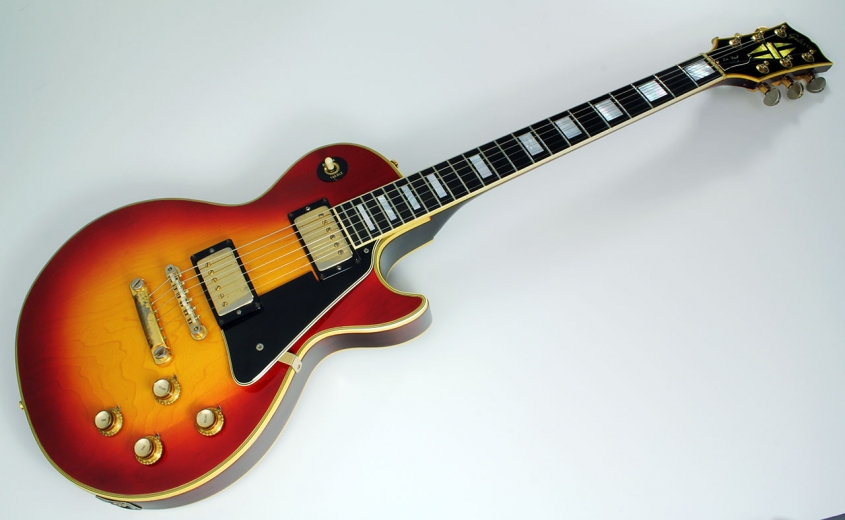 Gibson_lp_custom_1972_cons_full_1