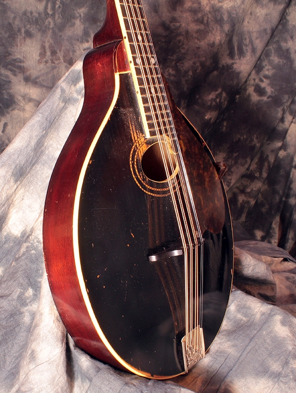 gibson_mandola_1918_edge1