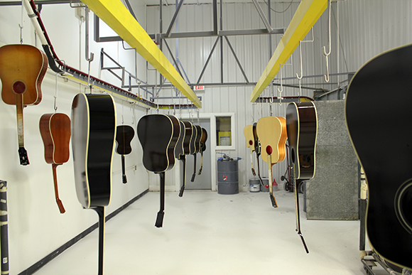 gibson_tour_shop_finish_track_1