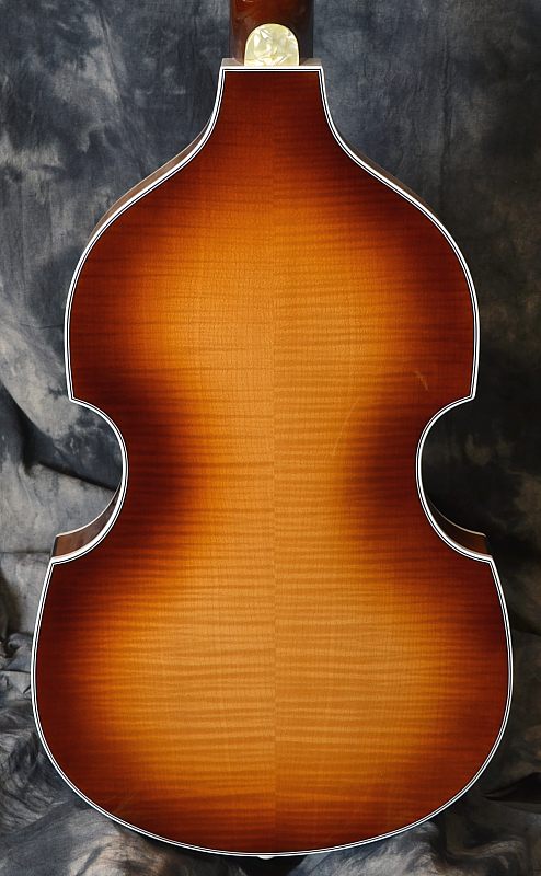 Hofner 500/1 - 62 Reissue Violin Bass Back View