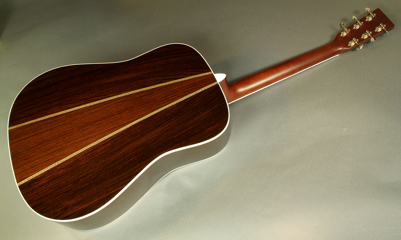 Martin_12fret_35th_anni_HD_35_custom_full_rear_1