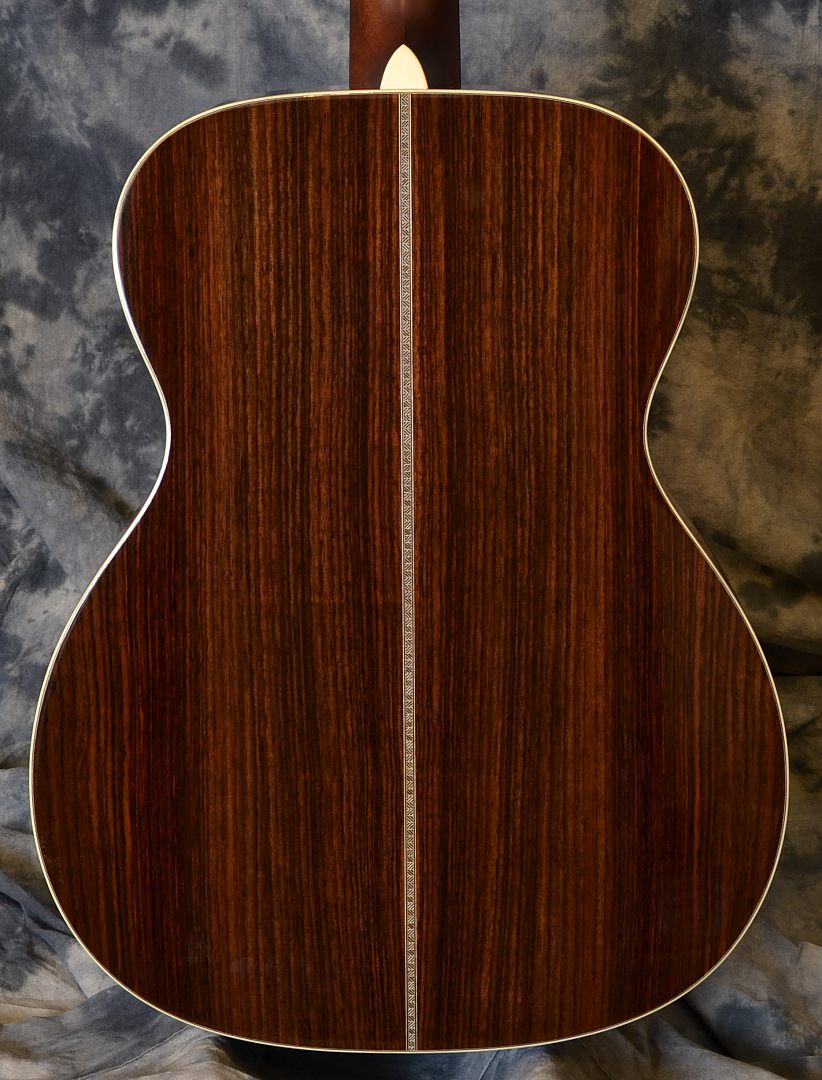 Martin_OM28 Marquis(used)_back detail