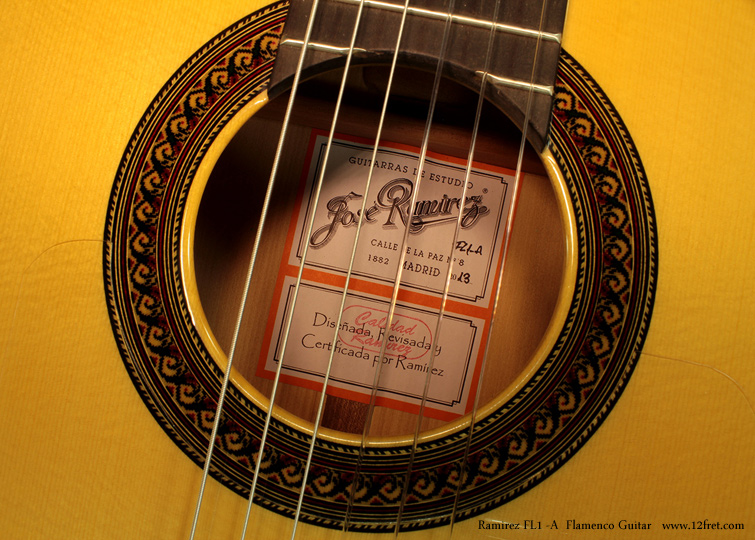 Ramirez FL1 Flamenco Guitar label