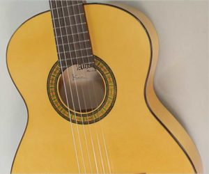 Alhambra 3f Flamenco Guitar