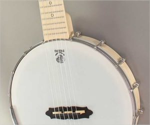 (Discontinued) Deering Goodtime Solana Six Nylon String Banjo