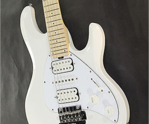 ❌ SOLD ❌  Ernie Ball Music Man Silhouette White, 2017