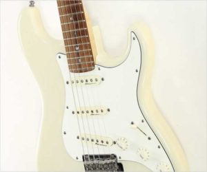 ❌SOLD❌  Fender Custom Deluxe Custom Shop Stratocaster Blonde, 1999