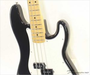 Fender Player Precision Bass Maple Neck Black