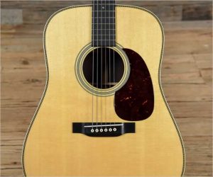 (Discontinued) Martin HD-28V Vintage Dreadnought Acoustic