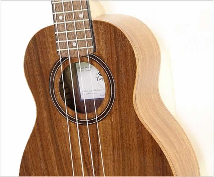 Twisted Wood Aurora Soprano Ukulele Laminate Koa