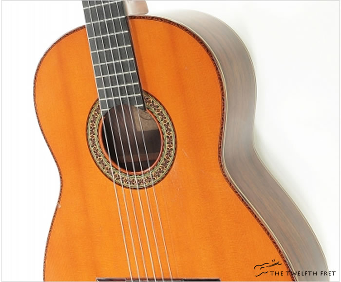 Yamaha gc classical shop guitar