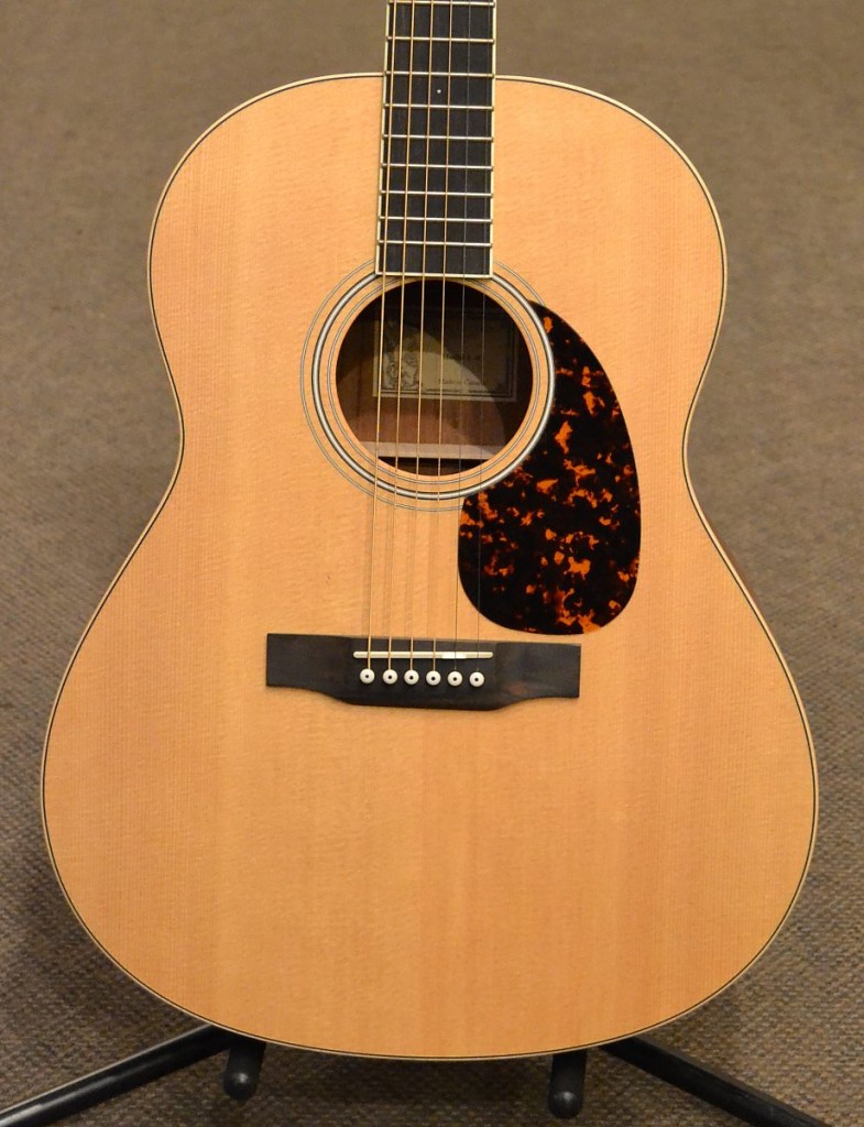 This 2009 Larrivee L03E has a well balanced voice and is in excellent shape, selling for $988.